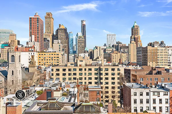 Rented by Coldwell Banker Warburg | media 11