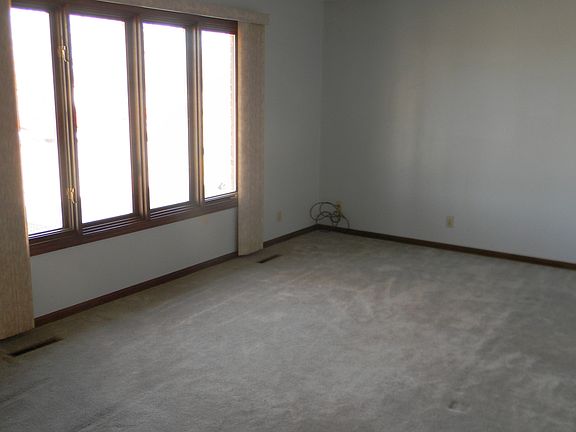 3rd image of 2355 Westwood Dr