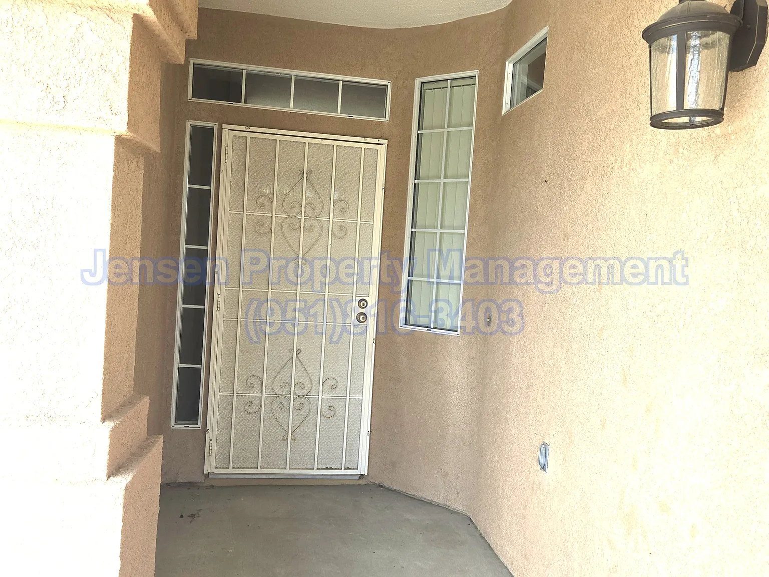 3 bed, 1776 sqft, $2,700 — Photo 2