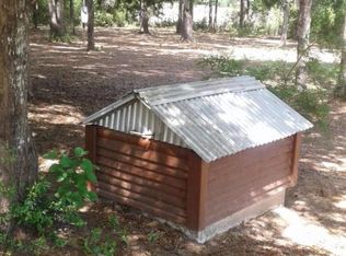 762 Dr Nelson Rd, Defuniak Springs, FL 32433