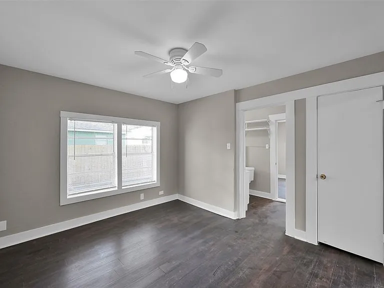 4208 Delhi St — Photo 25