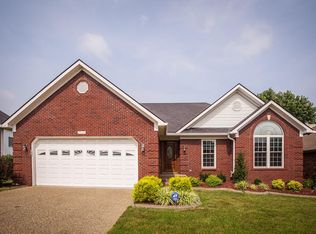 7312 Apple Mill Dr, Louisville, KY 40228