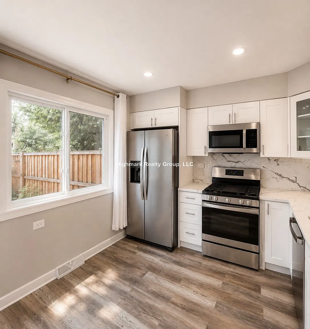 3 bed, 1.5 bath, 1925 sqft, $3,400 — Photo 2