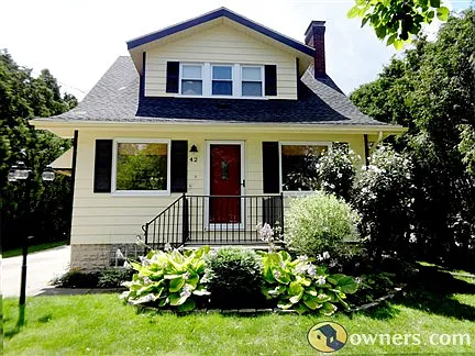 42 Outlook Dr photo 1