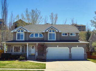 2086 E Candle Spruce Cv, Sandy, UT 84092