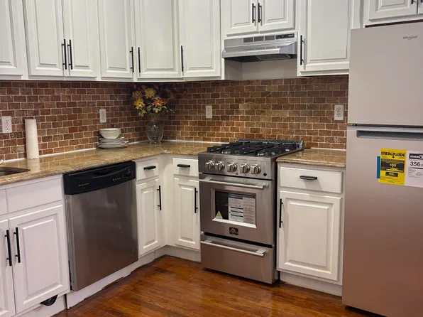 77 Crescent Avenue image 7 of 18