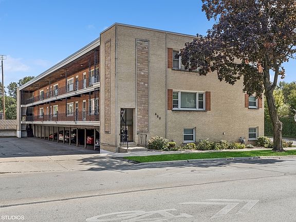 2nd image of 405 Lathrop Ave APT 1C