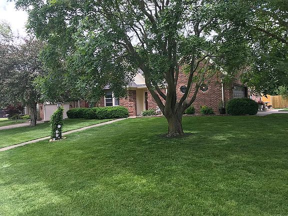 2nd image of 1850 Greencastle Dr