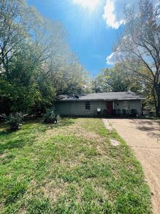 740 Martin Luther King Jr Dr, Paris, TX, 75460