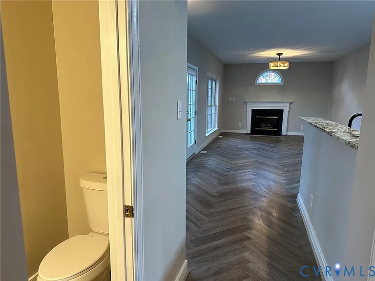 5219 Scotsglen Dr — Photo 26