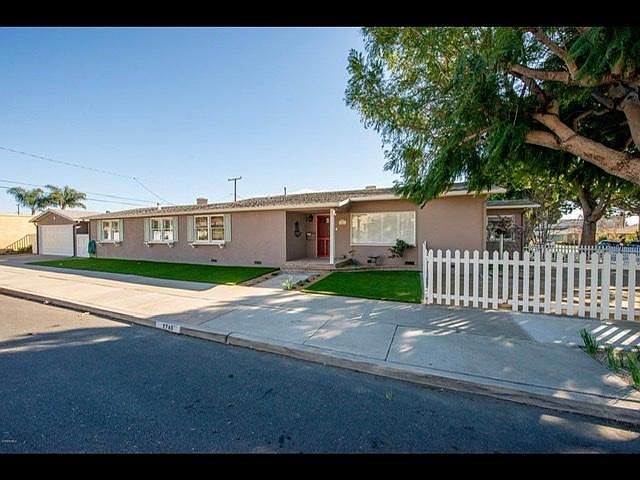 1st image of 2748 Lexington Dr