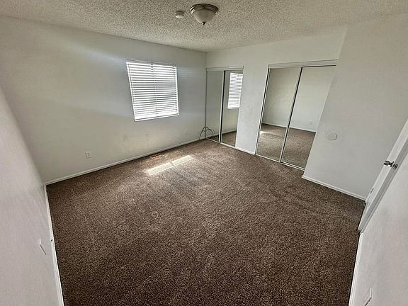 5th image of 2102 Mohawk Rd APT D
