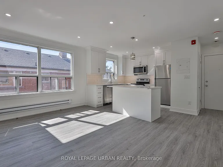 2841 Keele St #5 — Photo 2