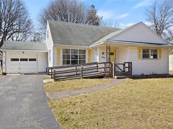 105 Briarwood Dr, Rochester, NY 14617