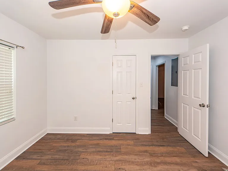 6933 Raymond Ave — Photo 21
