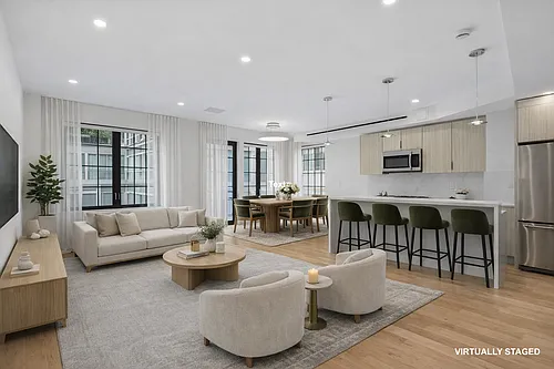 304 E 52nd St #PENTHOUSE Photo 1