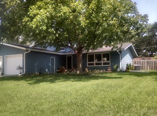 1608 N 17th St, Beatrice, NE 68310