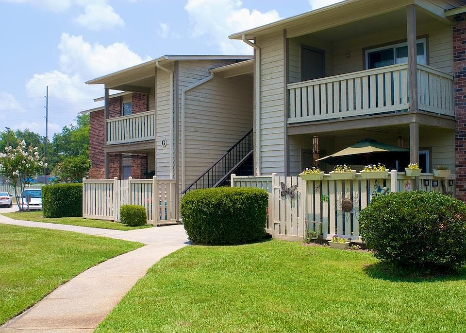Pines on the Bay Apartments 2335 Atkinson Rd Biloxi MS Zillow