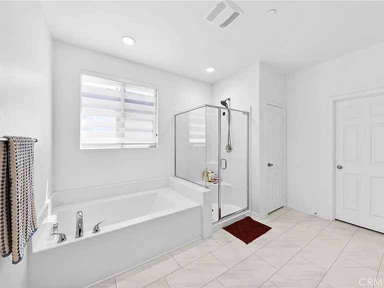 9521 Venetian Way — Photo 36