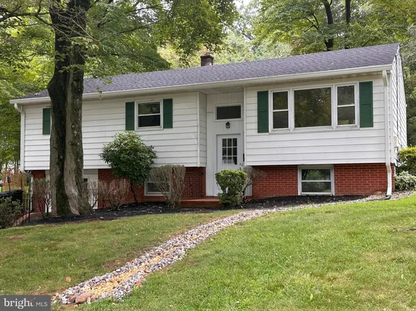 60 Broad Ave, Ewing, NJ 08618