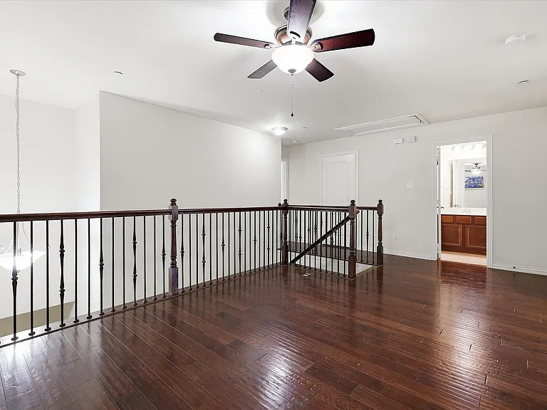 2649 Jacobson Dr — Photo 12