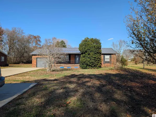 210 Irvin Cobb Rd, Murray, KY 42071