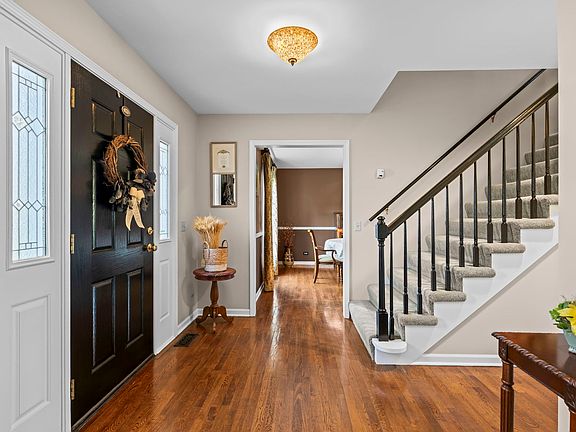 4th image of 12 Thornfield Ln