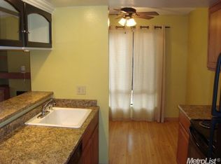909 Fulton Ave APT 415, Sacramento, CA