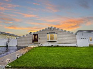 56 Boulevard E, Keyport, NJ 07735