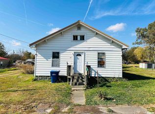 1109 Scott St, Eldorado, IL 62930