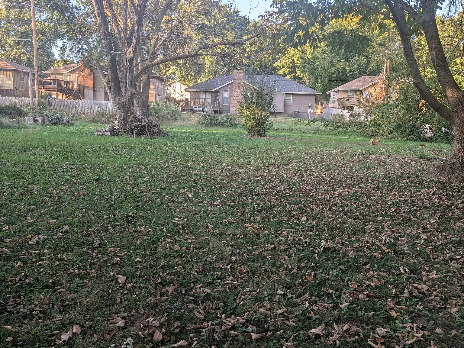 3 bed, 1.5 bath, $1,650 — Photo 2