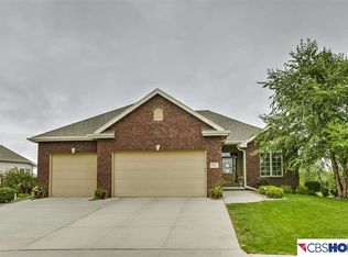 5101 Council Pointe Rd, Council Bluffs, IA 51501