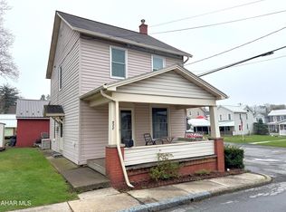 511 Girard St, Roaring Spring, PA 16673