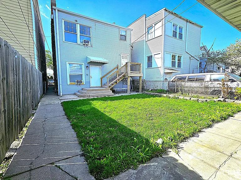 2924 W 38th Pl #2 — Photo 21