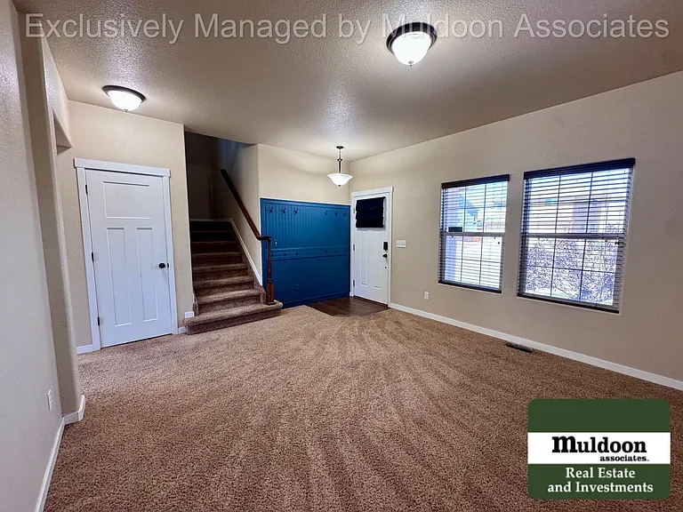 7696 Bonterra Ln — Photo 3
