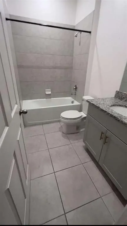 4 bed, 2.0 bath, 1776 sqft, $2,600 — Photo 4
