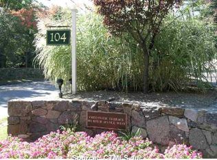 104 Ritch Ave, Greenwich, CT 06830