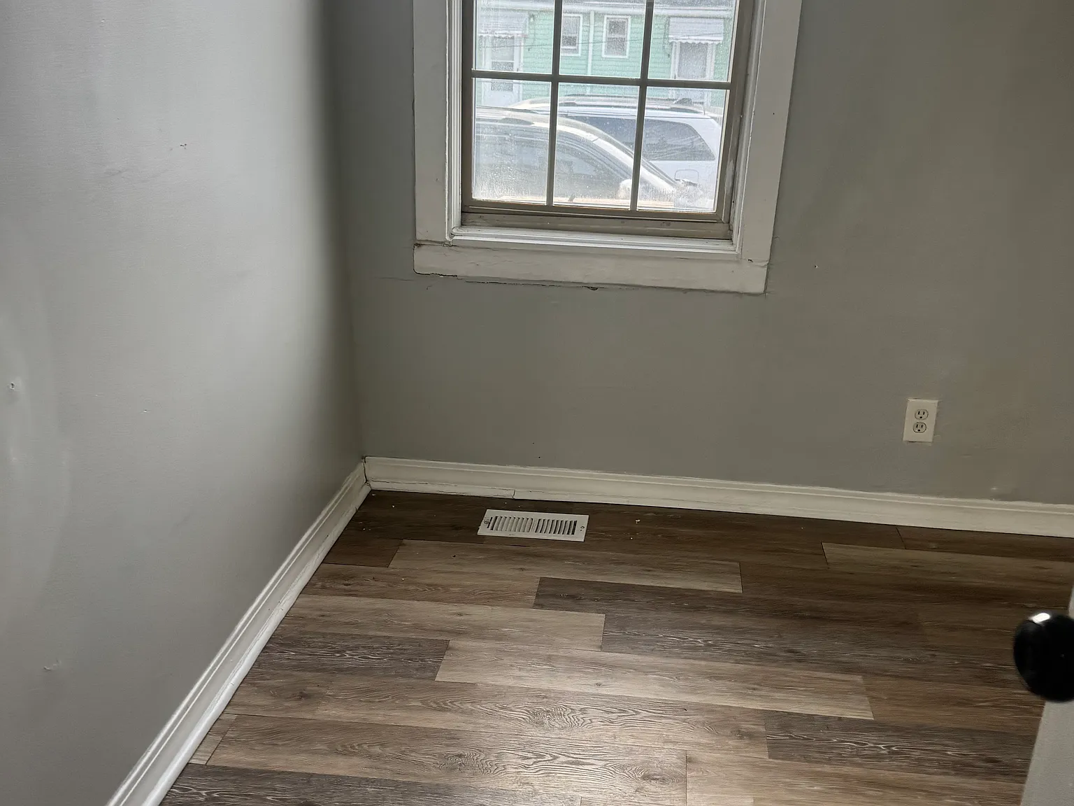 2 bed, 1242 sqft, $975 — Photo 2