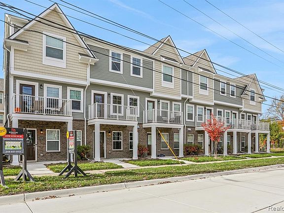 4th image of 24031 Battelle Ave #22