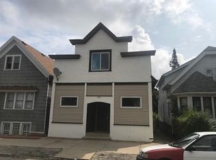 2408 S 7th St, Milwaukee, WI 53215