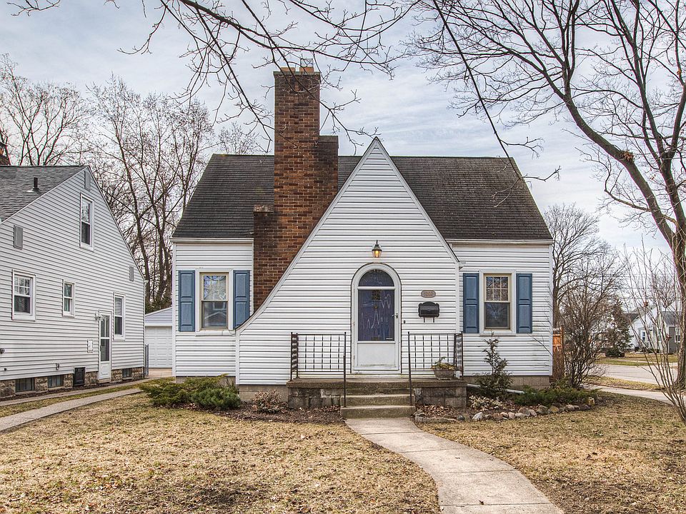 1st image of 1202 E 6th St