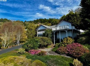 15709 Pelican Bay Dr, Brookings, OR 97415