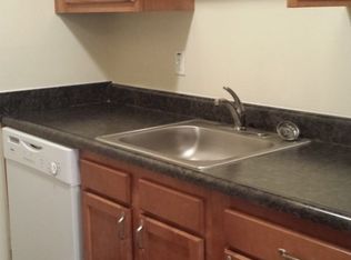 564 Chapel Lake Dr APT 101, Virginia Beach, VA 23454