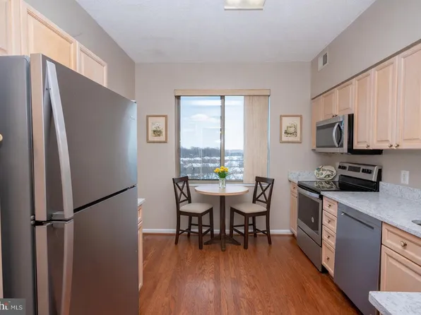 3200 N Leisure World Blvd APT 1007, Silver Spring, MD 20906