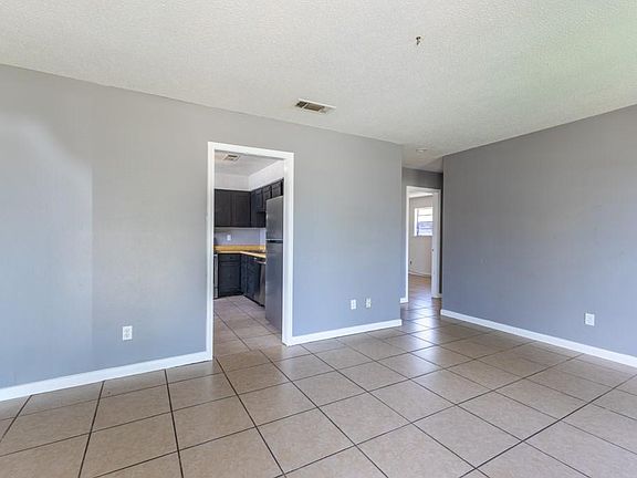 3rd image of 8021-23 Arcadia Ln