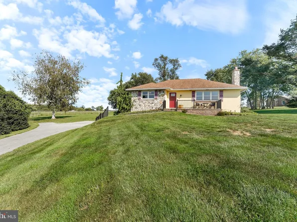 609 Hillendale Rd, Avondale, PA 19311