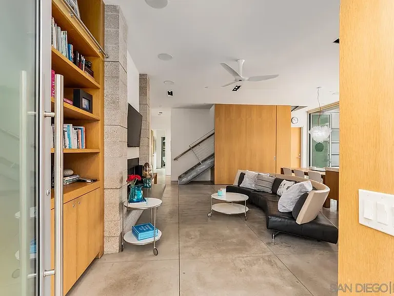 8001 Calle De La Plata — Photo 22