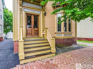 226 Spring St #1, Portland, ME 04102