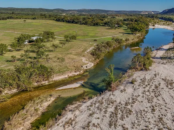5664 S Us Highway 377, Junction, TX 76849