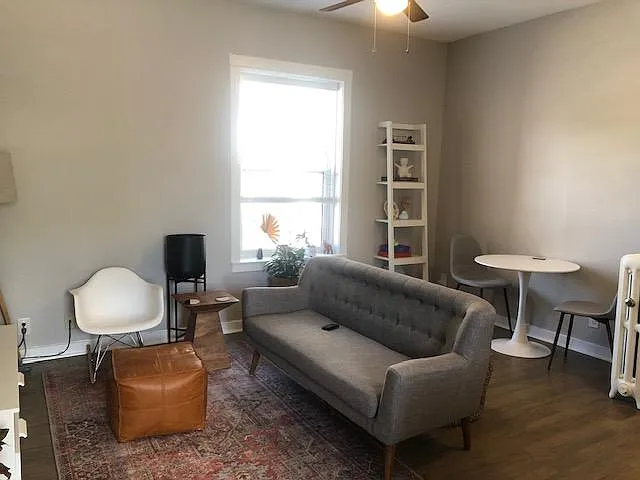 2840 N Albany Ave #1E — Photo 5